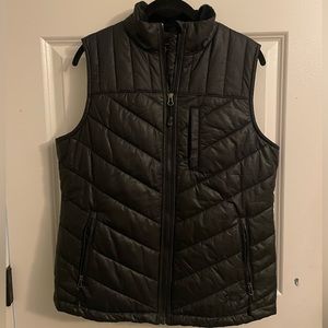 UA Storm Women's Vest, Medium